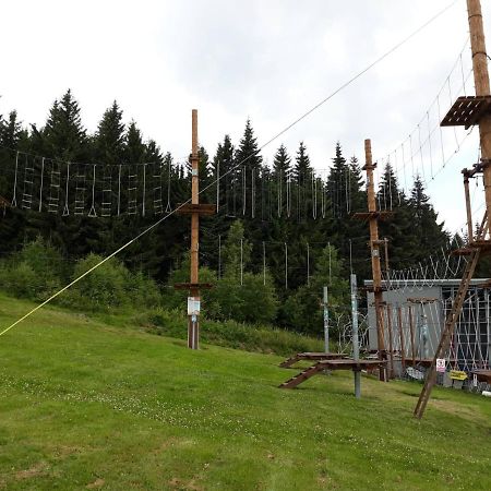Sportcentrum Klinovec Loučná pod Klínovcem Buitenkant foto